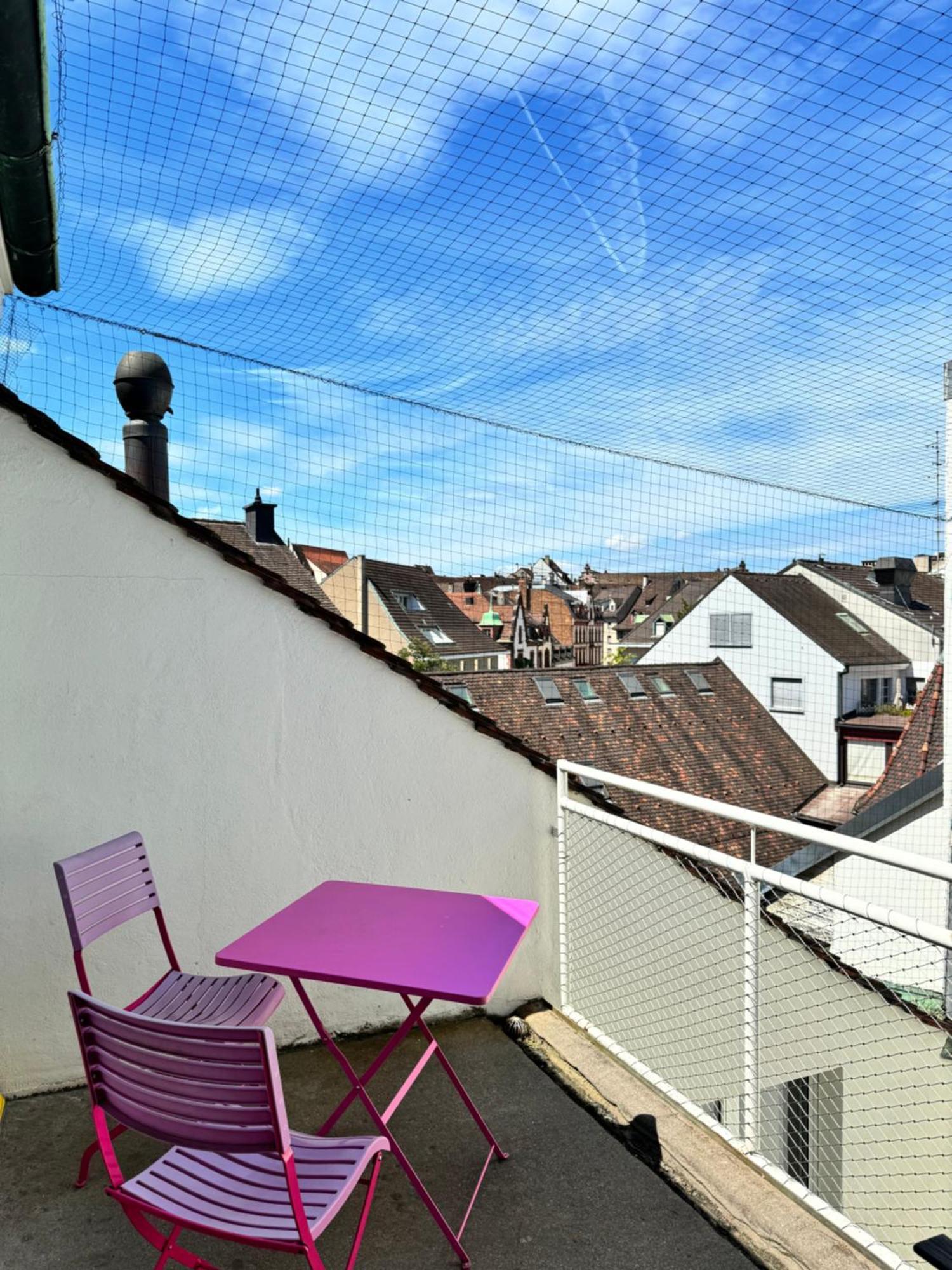 City Center Rooftop Balcony-Studio At Town Hall Basilea Exterior foto
